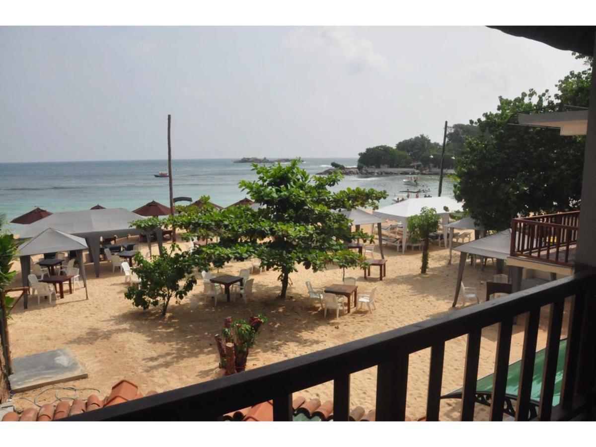 Wave Beach Resort Unawatuna Exterior foto