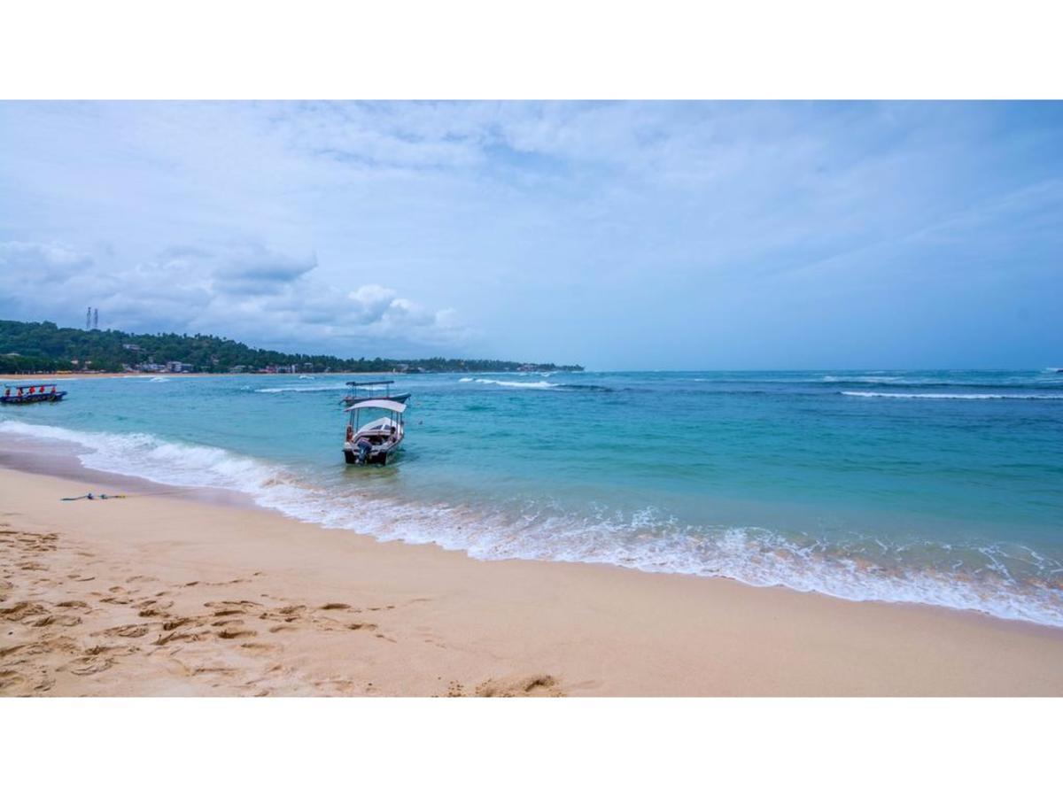Wave Beach Resort Unawatuna Exterior foto