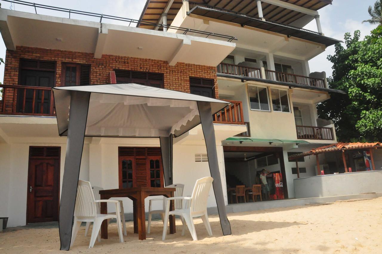 Wave Beach Resort Unawatuna Exterior foto