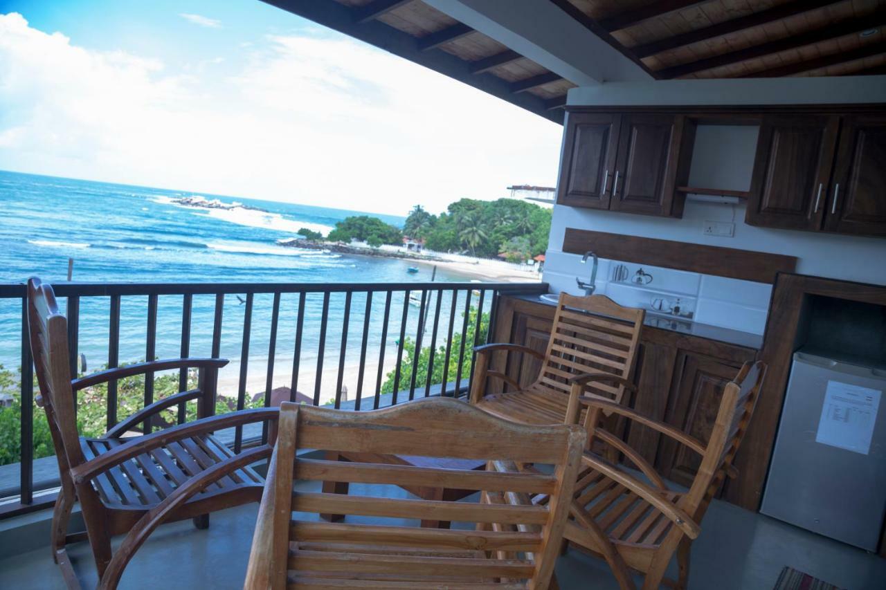 Wave Beach Resort Unawatuna Exterior foto